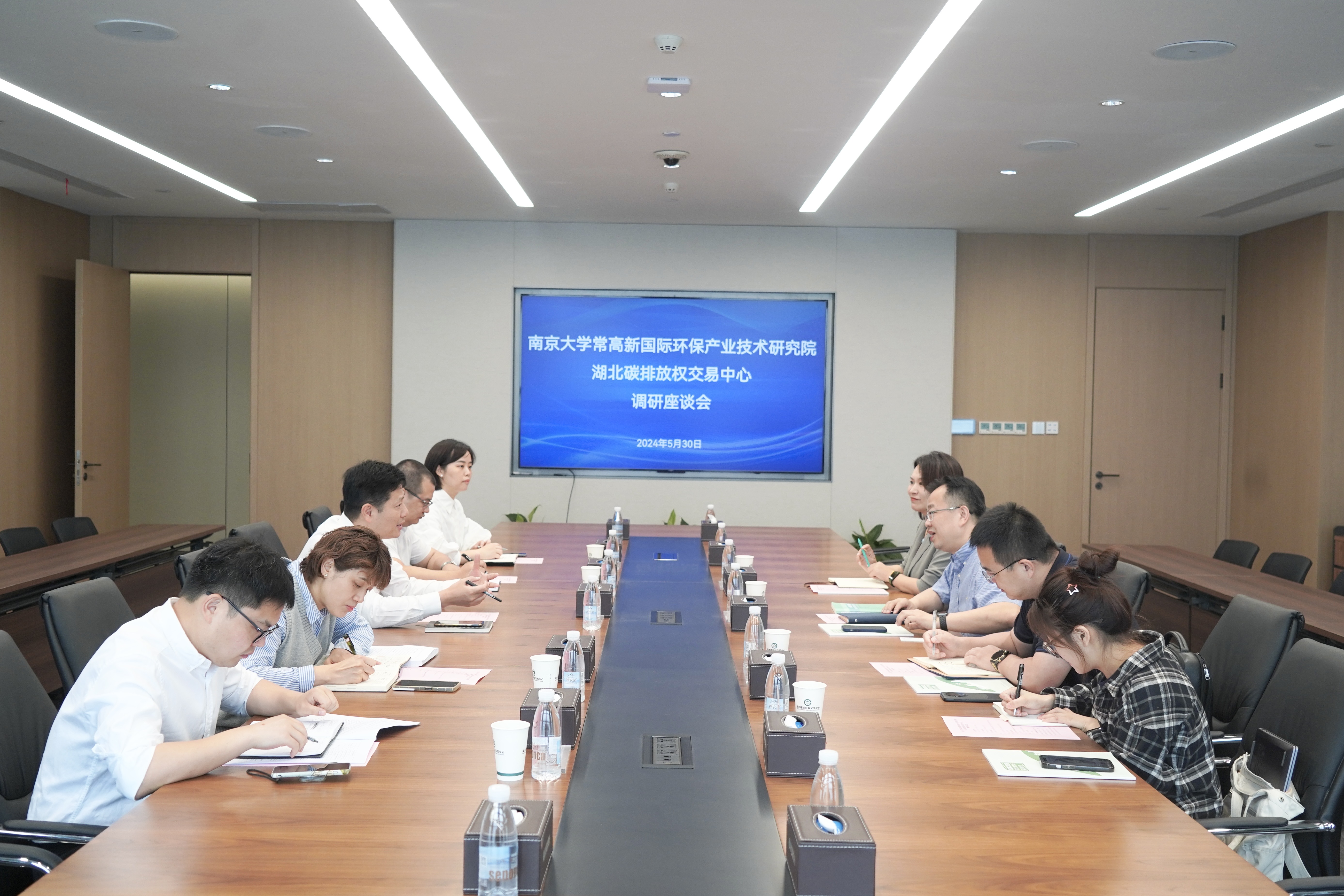 2026中国灯具行业：光与影的产业革命(图1)